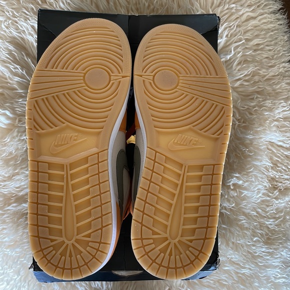 SOLD 🧡Hosts Pick🧡✔️OPEN TO REASONABLE OFFERS✨Nike Air Jordan one low - Picture 4 of 8